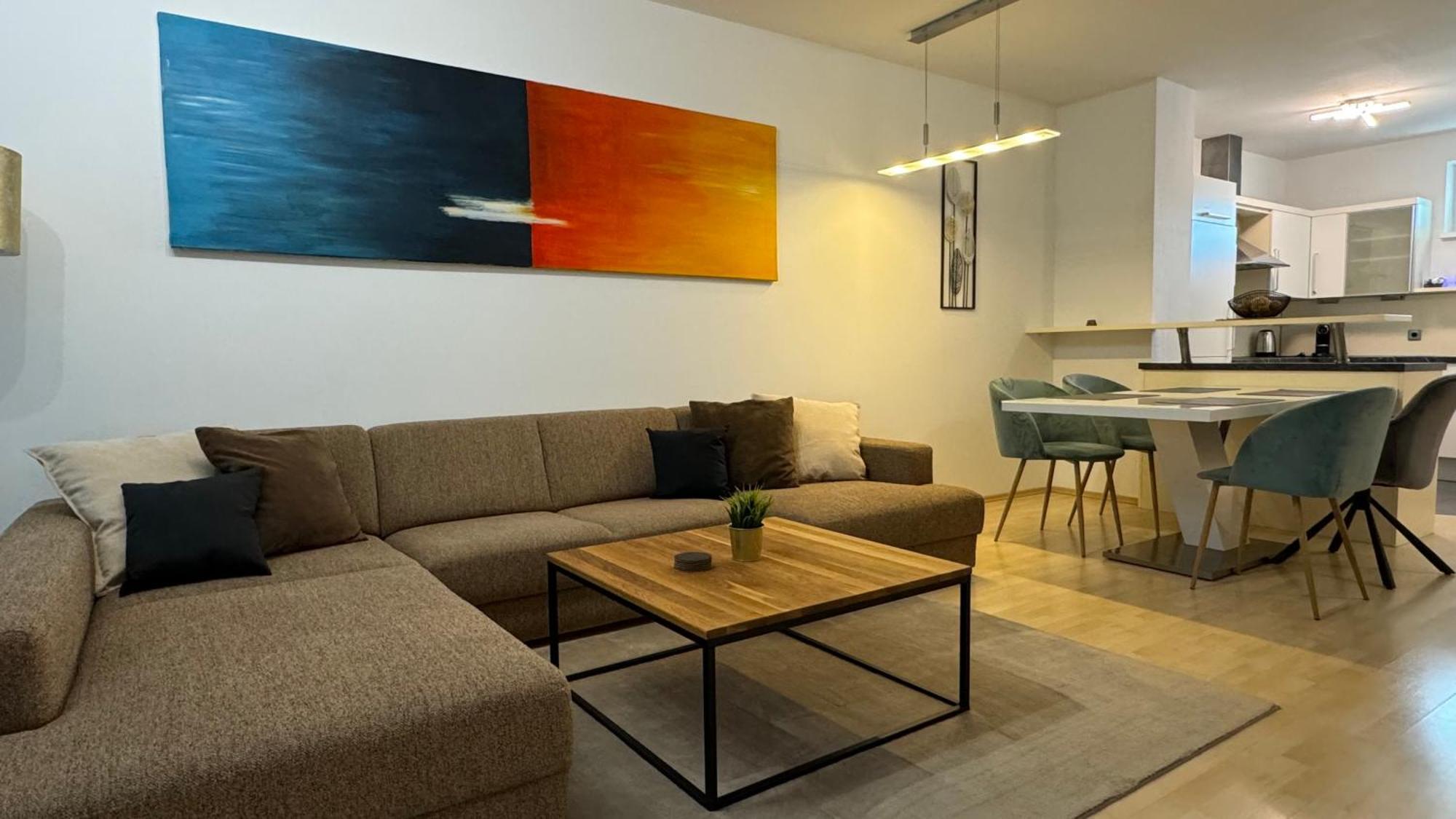 City Apartement Linz Fuer 5 Gaeste Mit Self-Checkin Und Kueche Eksteriør bilde